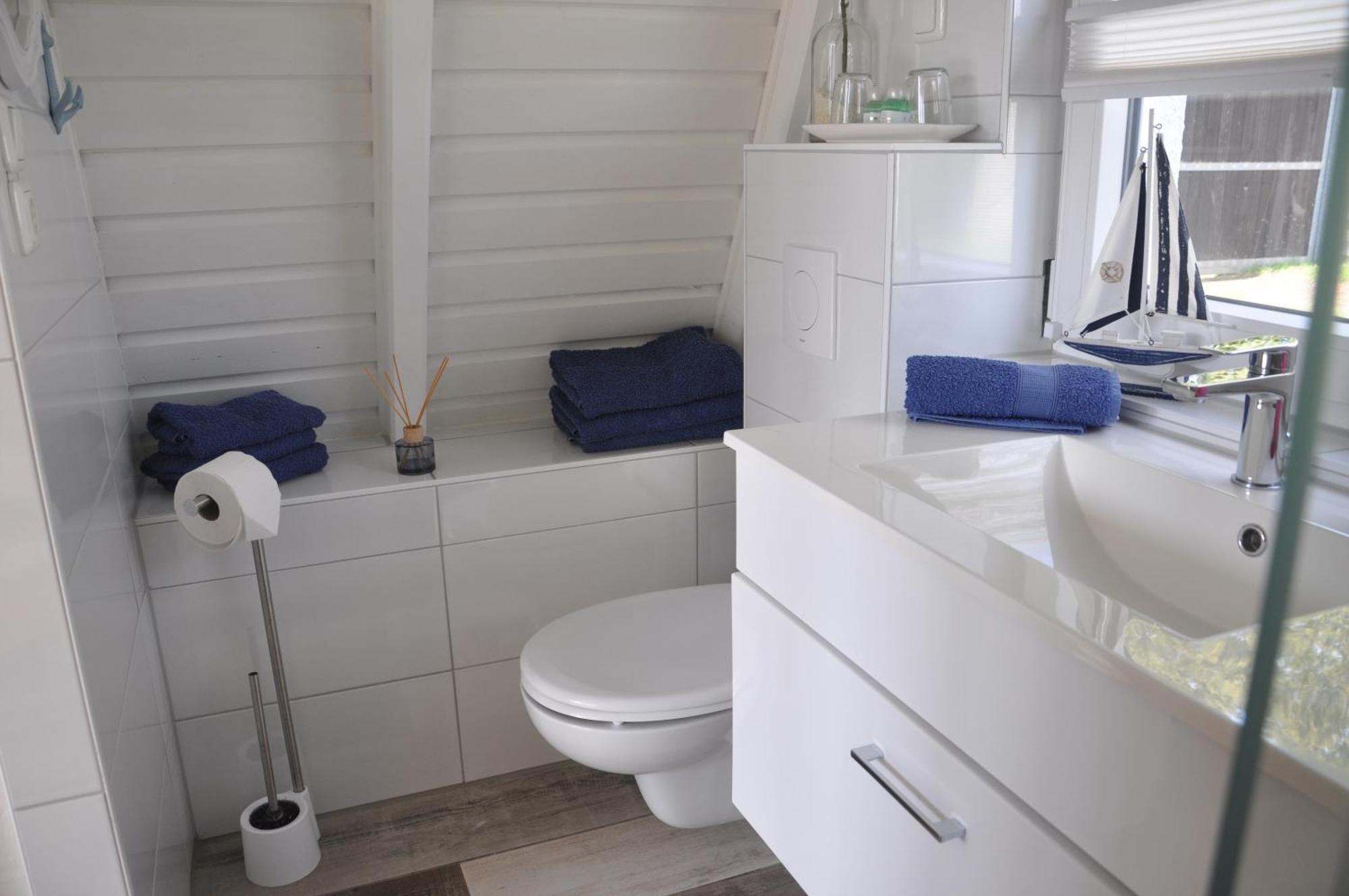 Ferienhaus Naehe Warnemuende 3 Elmenhorst/Lichtenhagen Bagian luar foto
